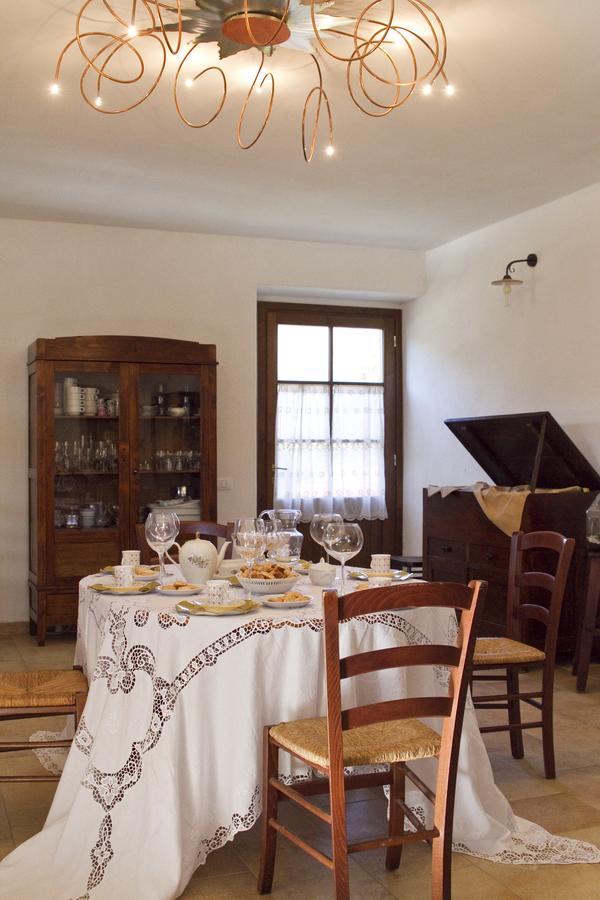 Agriturismo Santa Caterina Castelnuovo di Val di Cecina Buitenkant foto