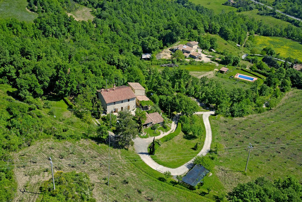 Agriturismo Santa Caterina Castelnuovo di Val di Cecina Buitenkant foto
